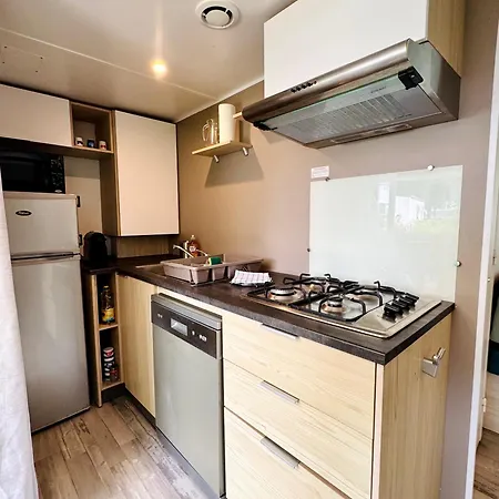 Mobil-home 4 Etoiles Parc Aquatique