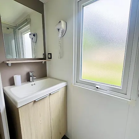 Mobil-home 4 Etoiles Parc Aquatique *